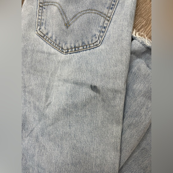 Reworked Vintage Levi’s Jeans - Picture 3 of 7